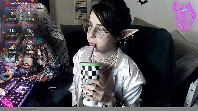 LisandreLaVenale online show from December 2024 12:02:01 AM