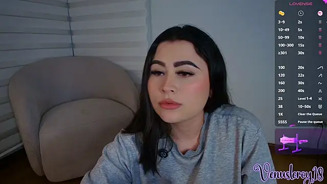 venusleroy  online show from April 2026 11:16:01 PM