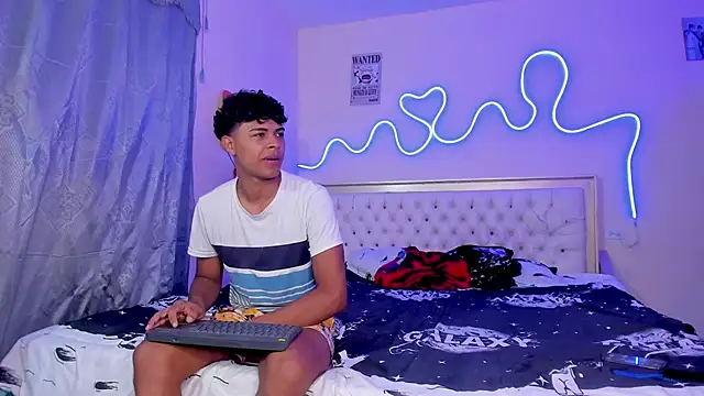 Snapshot of dafnezahiraa_ chatting on September 2025 03:30:02 AM dafnezahiraa online show from September 2025 03:30:02 AM