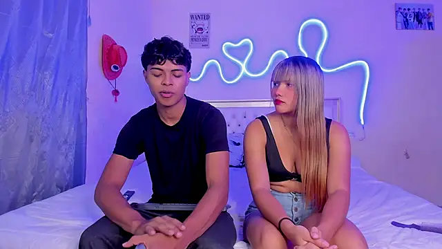 Snapshot of dafnezahiraa_ chatting on November 2025 12:57:02 AM dafnezahiraa online show from November 2025 12:57:02 AM