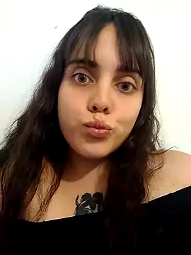 Snapshot of lucylovles chatting on December 2024 08:56:01 AM lucylovles online show from December 2024 08:56:01 AM