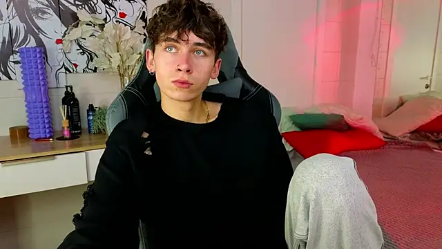 Bad Boy9996 online show from January 2025 04:11:02 PM