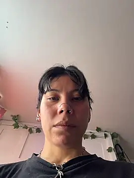 EemaHaruki online show from April 2026 06:04:02 PM