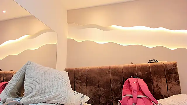 Alisson am online show from April 2026 12:08:02 PM