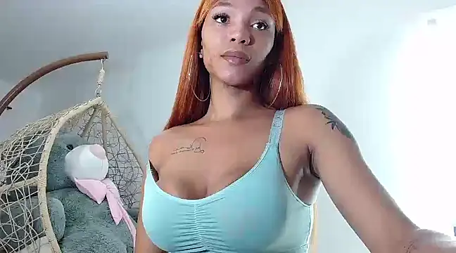Snapshot of ebonyhotcats90 chatting on December 2024 03:20:01 AM ebonyhotcats90 online show from December 2024 03:20:01 AM