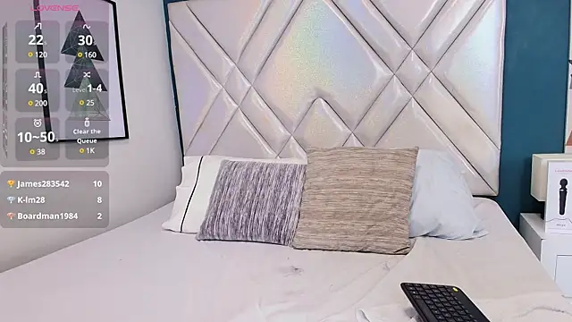 Lana-Gross online show from February 2025 07:20:02 PM