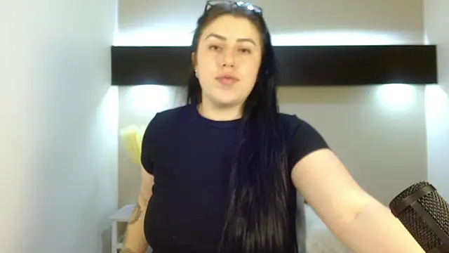 Snapshot of Bantonia chatting on March 2025 12:36:01 AM Bantonia online show from March 2025 12:36:01 AM