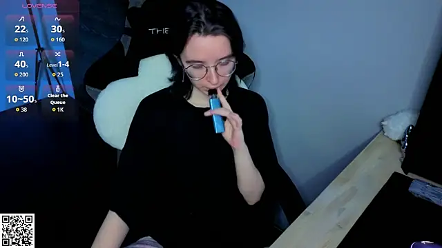 Nora Failure online show from June 2026 10:47:02 PM