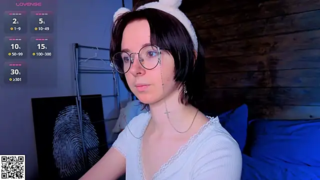 Nora Failure online show from August 2026 12:54:02 PM