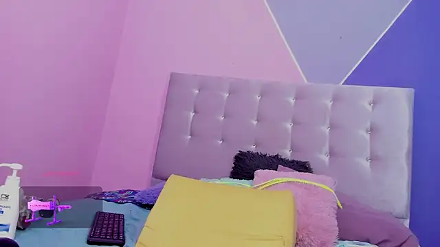 NiaBlanco online show from January 2025 10:49:02 PM