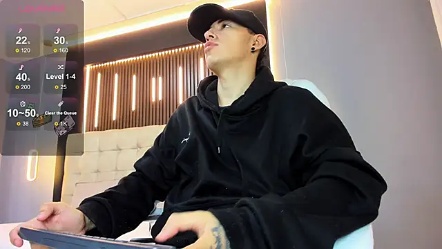 Lobo 17  online show from April 2026 03:59:01 AM