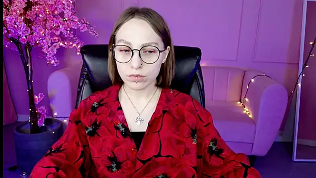 Snapshot of AphexQueen chatting on January 2025 01:07:01 PM AphexQueen online show from January 2025 01:07:01 PM