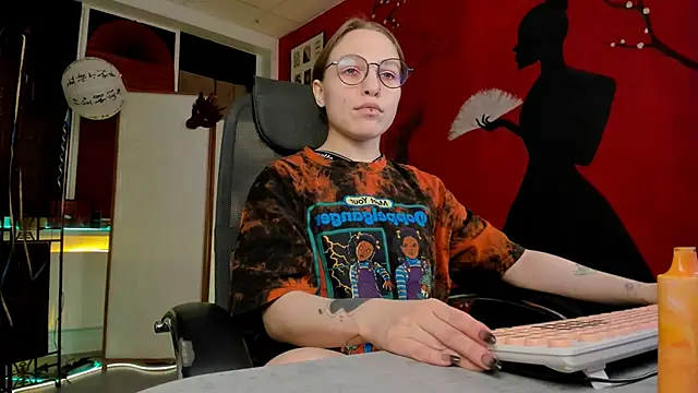 Snapshot of AphexQueen chatting on February 2025 03:32:02 PM AphexQueen online show from February 2025 03:32:02 PM