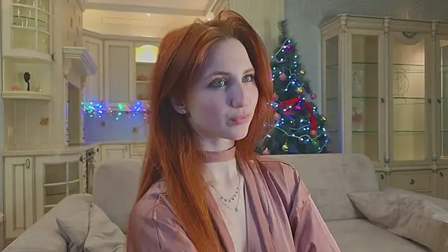 EsmaCrumbley online show from December 2024 07:35:01 AM