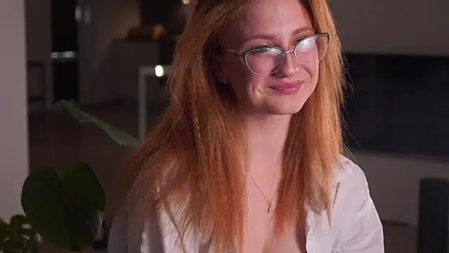 EsmaCrumbley online show from March 2026 04:29:01 AM