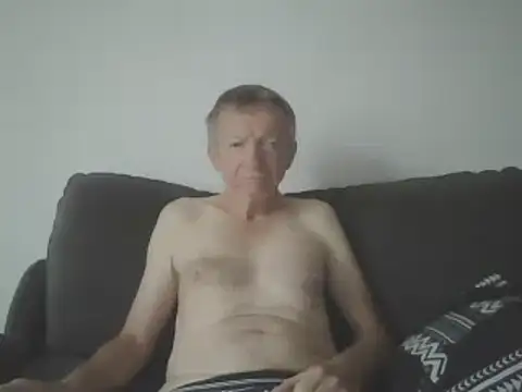 naturiste974 online show from March 2025 02:57:02 AM