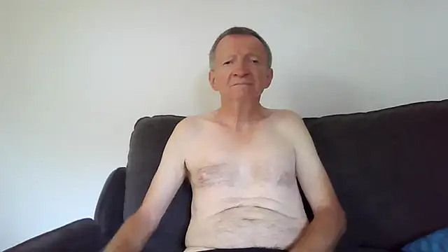 naturiste974 online show from February 2026 08:03:02 AM