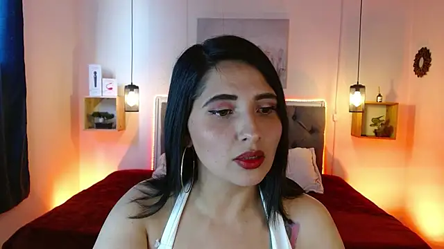 Snapshot of emily_leinner chatting on March 2025 02:29:02 PM emily leinner online show from March 2025 02:29:02 PM