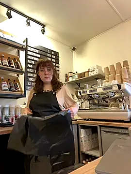 cinnabon  online show from October 2025 11:55:02 AM