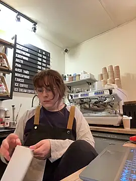 cinnabon  online show from November 2025 12:38:01 PM