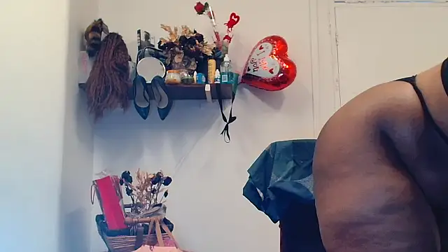 xTALLSEXYBUMx online show from July 2026 04:27:02 AM