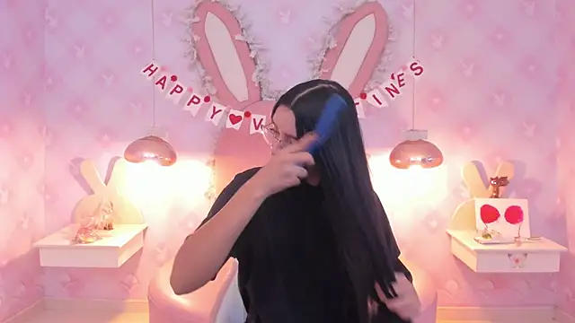 Snapshot of Saraa_Skinny chatting on February 2025 11:55:01 AM Saraa Skinny online show from February 2025 11:55:01 AM