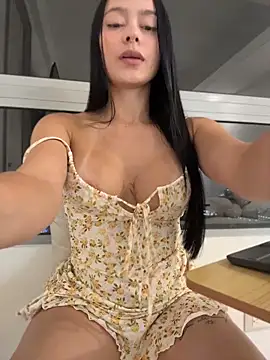 Snapshot of rubyhill_2711 chatting on May 2026 01:11:02 AM rubyhill 2711 online show from May 2026 01:11:02 AM