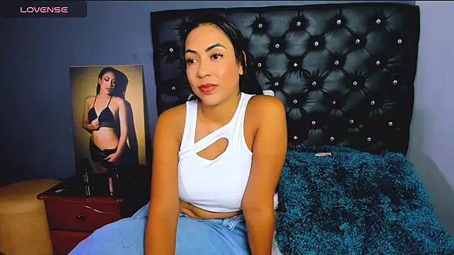 catalinamuss  online show from July 2026 02:11:01 PM