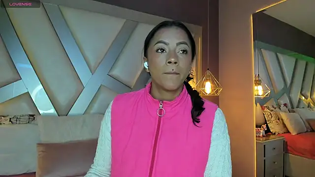 Amber villalobos  online show from October 2025 04:44:01 AM