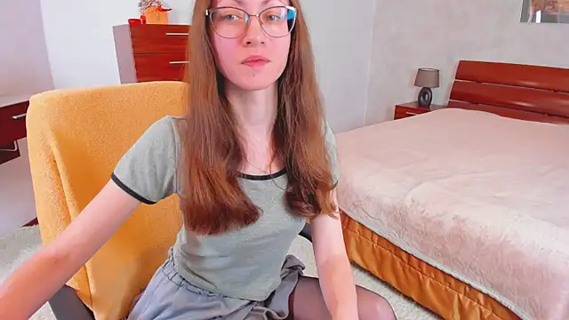 Pantyhose Mila online show from April 2026 08:04:02 PM