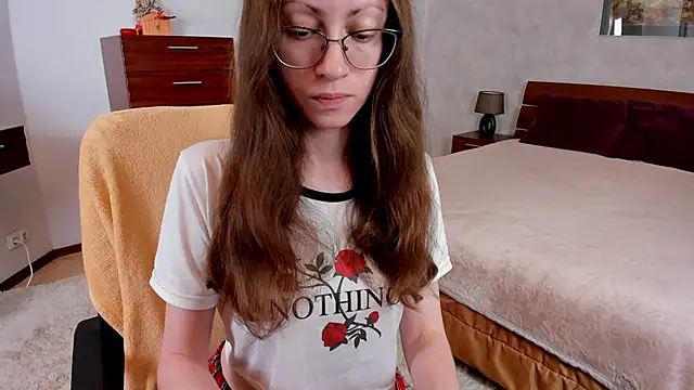Pantyhose Mila online show from May 2026 08:06:02 PM
