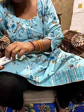 Snapshot of Tameesh_sexy_mistress chatting on November 2025 04:27:01 PM Tameesh sexy mistress online show from November 2025 04:27:01 PM