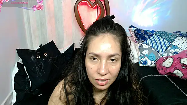 naihroby online show from April 2026 06:00:02 AM