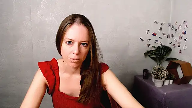Snapshot of GloriaSi_ chatting on May 2026 02:52:01 AM GloriaSi online show from May 2026 02:52:01 AM