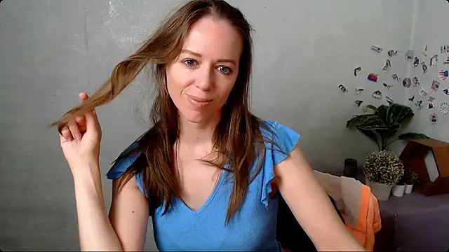 Snapshot of GloriaSi_ chatting on May 2026 06:07:01 AM GloriaSi online show from May 2026 06:07:01 AM