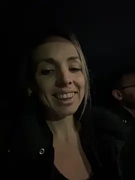 Annelibre online show from January 2025 06:09:01 PM