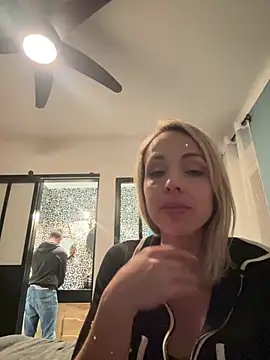 Annelibre online show from February 2025 09:33:02 PM