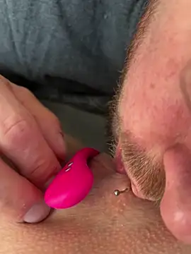 Annelibre online show from November 2025 07:52:01 AM