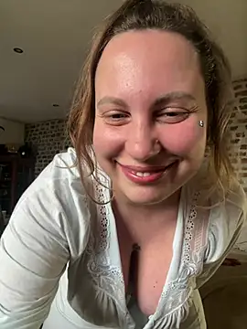 Yanacool007 online show from March 2026 07:53:01 AM