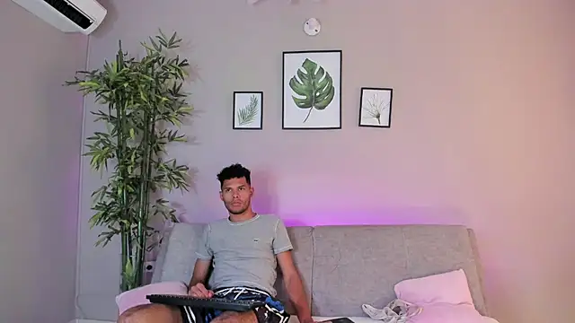 miaa lux online show from January 2025 10:06:01 PM