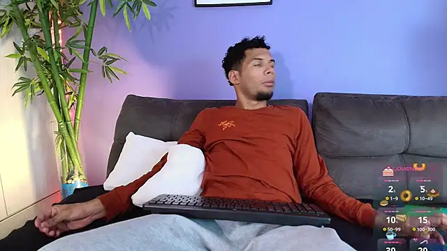 miaa lux online show from March 2025 07:02:02 PM