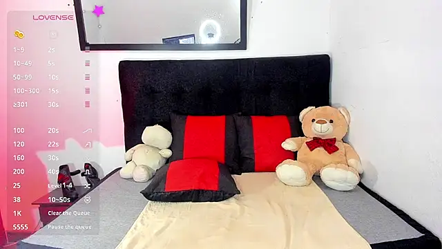 Snapshot of brittany_williams_ chatting on February 2025 03:19:01 PM brittany williams online show from February 2025 03:19:01 PM