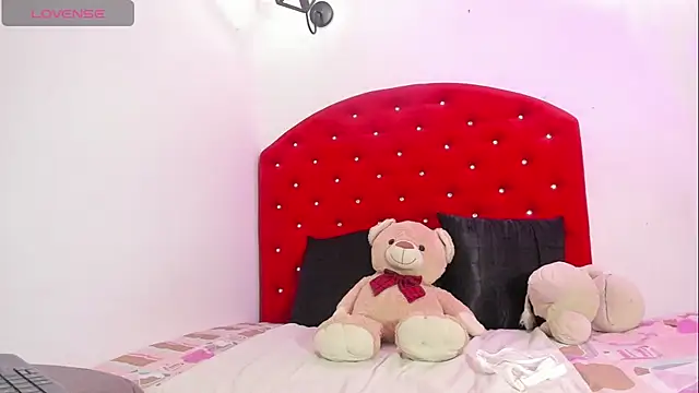 Snapshot of brittany_williams_ chatting on March 2025 12:13:02 PM brittany williams online show from March 2025 12:13:02 PM