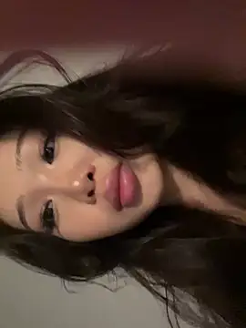 Snapshot of Mia_Meow_ chatting on February 2025 02:35:02 PM Mia Meow online show from February 2025 02:35:02 PM