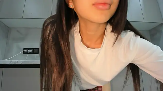 Snapshot of Mia_Meow_ chatting on November 2025 02:22:02 AM Mia Meow online show from November 2025 02:22:02 AM