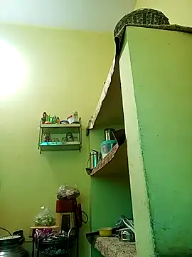 heenage online show from February 2025 07:45:01 AM