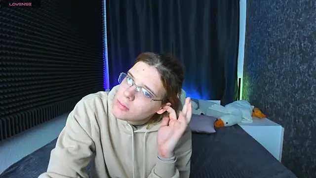 KIKI Krash online show from January 2025 10:08:01 AM