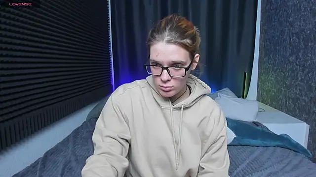 KIKI Krash online show from February 2025 10:26:01 AM