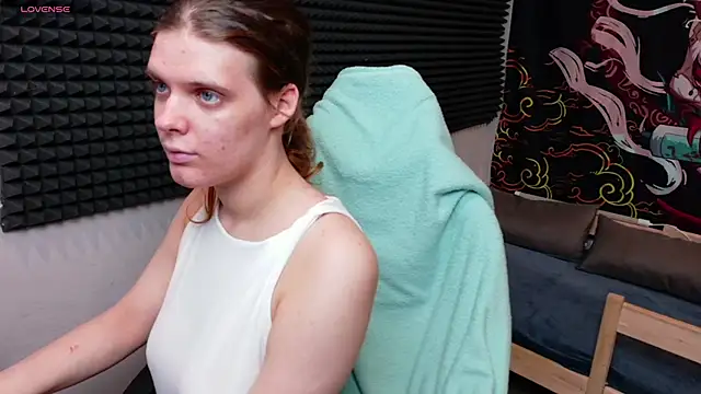 KIKI Krash online show from April 2026 10:13:02 AM