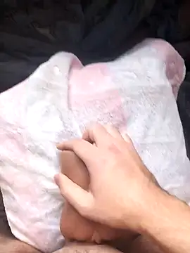 mattarm3122 online show from November 2025 01:09:02 PM